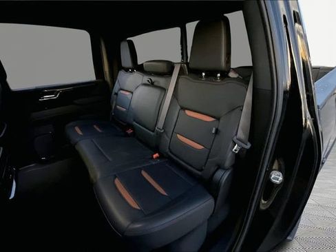 Used 2024 GMC Sierra 2500 AT4 w/ AT4 Premium Plus Package image 16