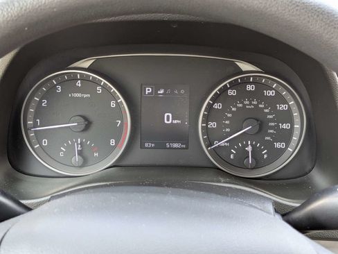 Used 2018 Hyundai Elantra SEL FWD image 25
