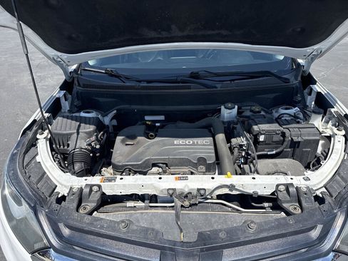 Used 2020 Chevrolet Equinox LT FWD image 28