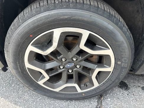 Used 2017 Subaru Crosstrek 2.0i Premium AWD/4WD image 14