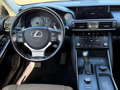 Used 2017 Lexus IS 200t w/ Premium Package RWD image 15