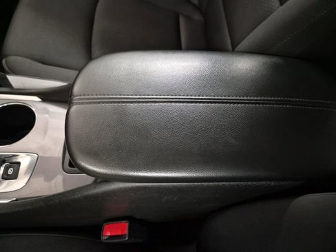 Used 2023 Chevrolet Malibu LT image 35