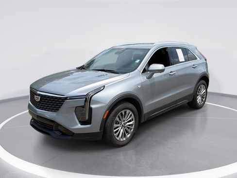 Used 2025 Cadillac XT4 Premium Luxury FWD image 1