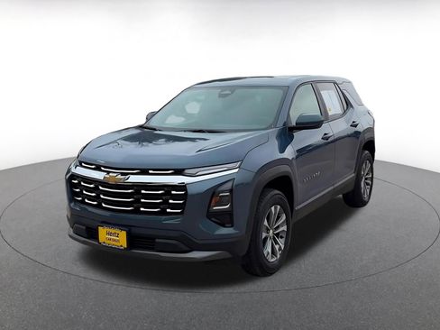 Used 2025 Chevrolet Equinox LT FWD image 7