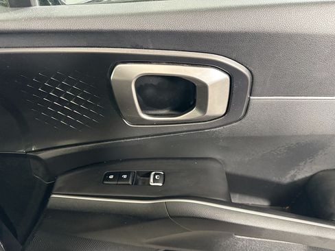 Used 2021 Kia Sorento LX FWD image 30
