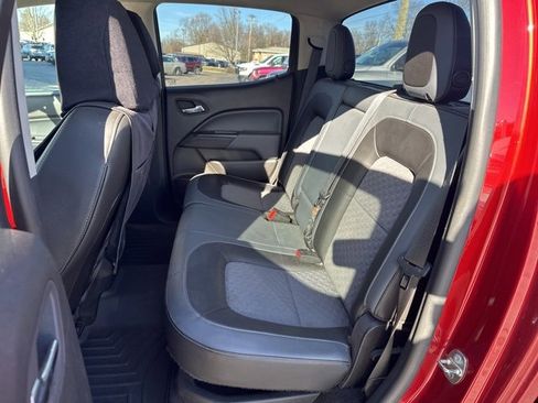 Used 2015 Chevrolet Colorado Z71 w/ LPO, Bed Protection Package image 9