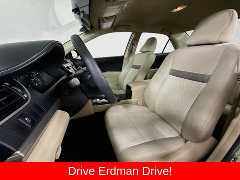 Used 2014 Toyota Camry LE FWD image 5