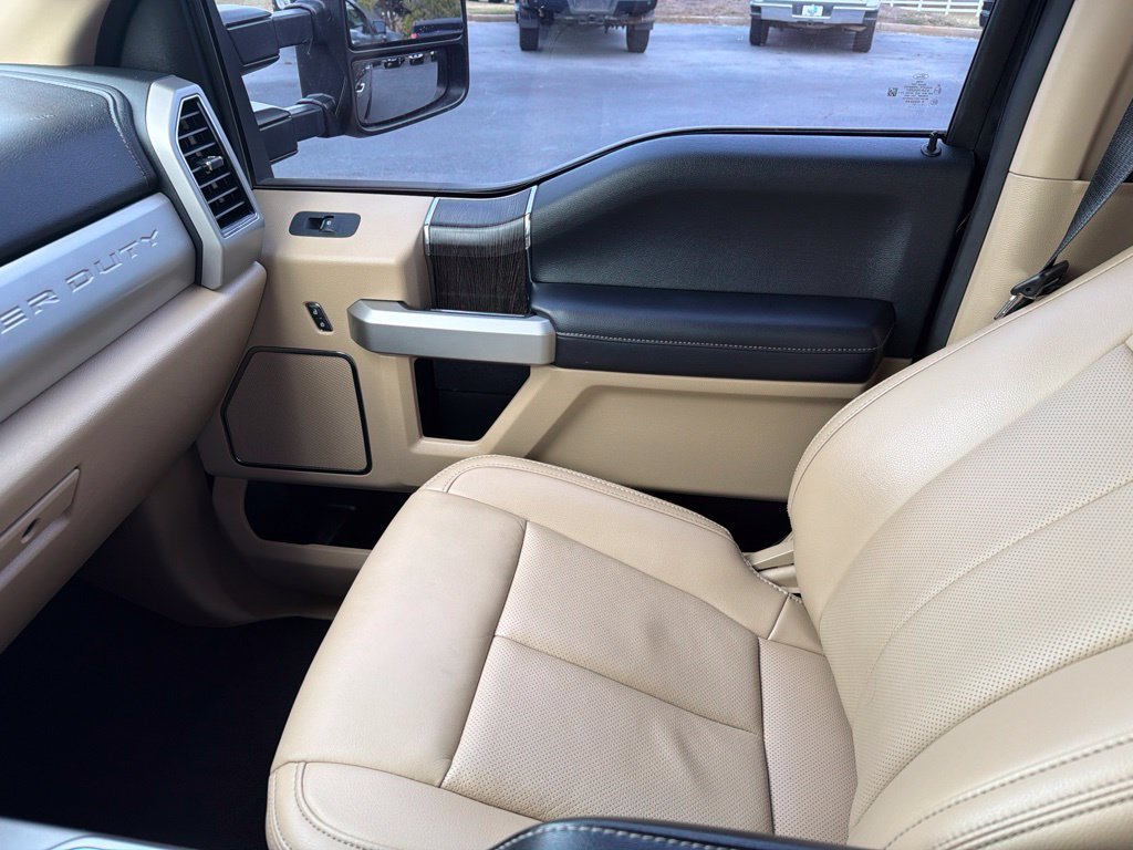 Used 2021 Ford F250 Lariat w/ Chrome Package AWD/4WD image 12
