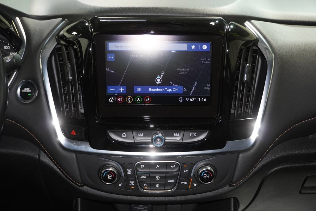 Used 2020 Chevrolet Traverse RS FWD image 22