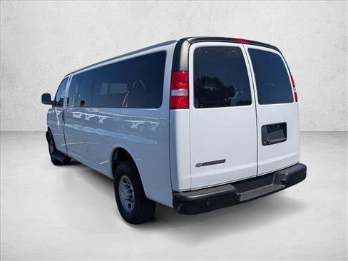 Used 2023 Chevrolet Express 3500 LS RWD image 10