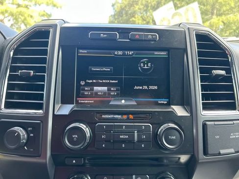Used 2015 Ford F150 XLT w/ Equipment Group 302A Luxury RWD image 18