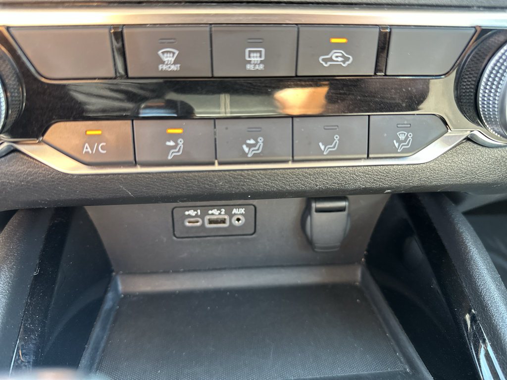 Used 2024 Nissan Altima 2.5 SV FWD image 23