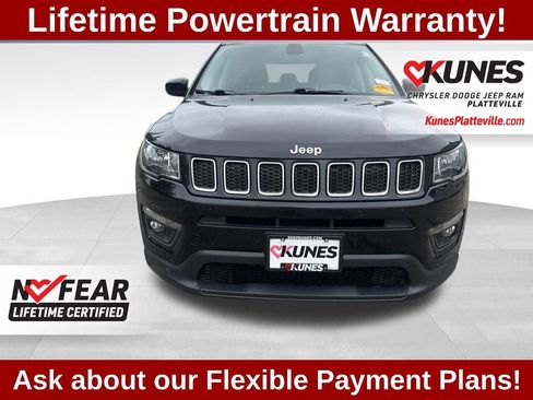 Used 2019 Jeep Compass Latitude w/ Popular Equipment Group FWD image 3