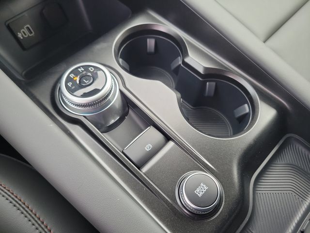 New 2026 Ford Explorer Active w/ Active Comfort Package RWD image 28