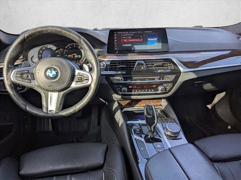 Used 2019 BMW 530i w/ Convenience Package image 18