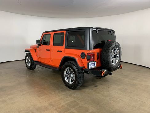 Used 2018 Jeep Wrangler Unlimited Sahara image 16