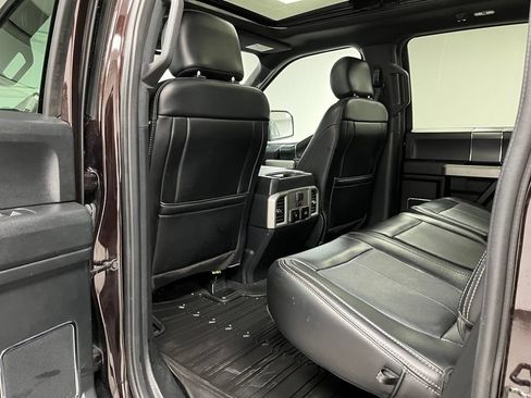 Used 2020 Ford F150 Lariat w/ Equipment Group 502A Luxury AWD/4WD image 45