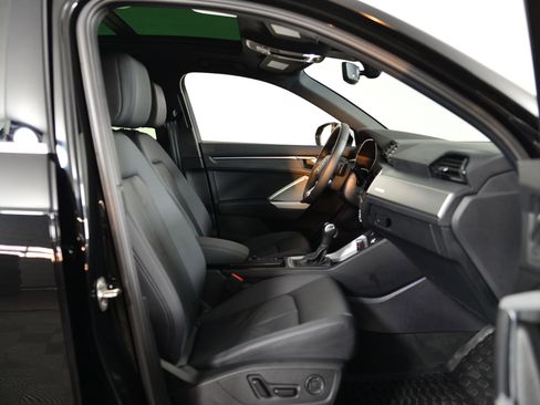 Used 2025 Audi Q3 2.0T Premium Plus w/ Premium Plus Package image 21