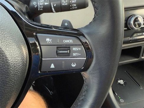 Used 2023 Honda Pilot Touring image 19