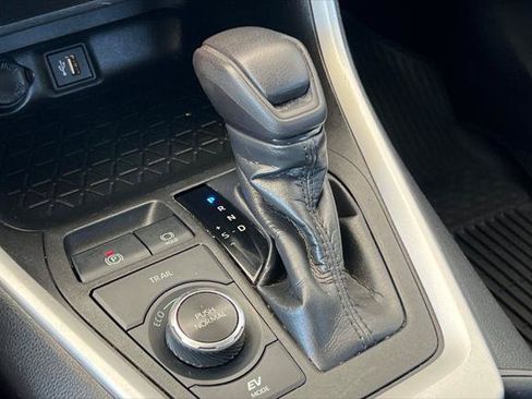 Certified 2023 Toyota RAV4 LE AWD/4WD image 23