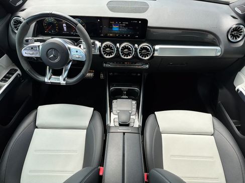 Used 2023 Mercedes-Benz GLB 35 AMG 4MATIC image 3