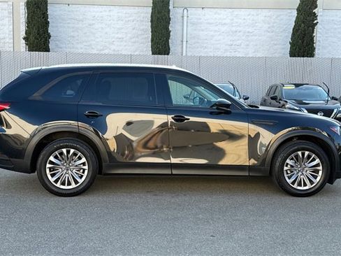 Used 2024 MAZDA CX-90 3.3 Turbo w/ Preferred Package image 3