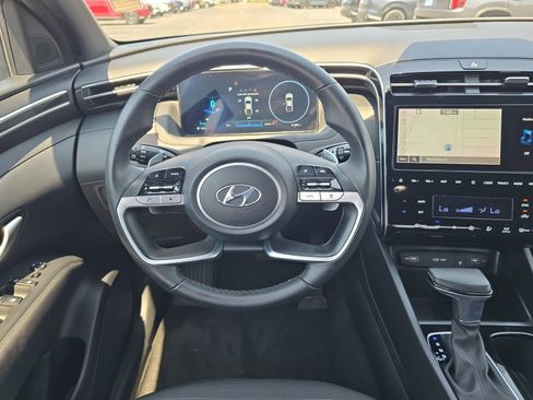 Used 2023 Hyundai Santa Cruz SEL Premium image 8