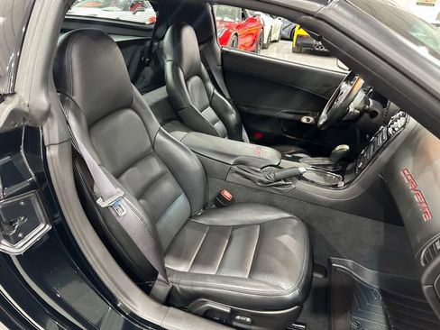 Used 2008 Chevrolet Corvette Coupe w/ Preferred Equipment Group RWD image 18