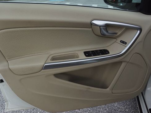 Used 2012 Volvo S60 T5 image 20