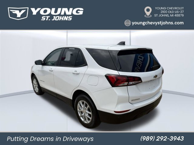 Certified 2024 Chevrolet Equinox LS w/ LS Convenience Package FWD image 3