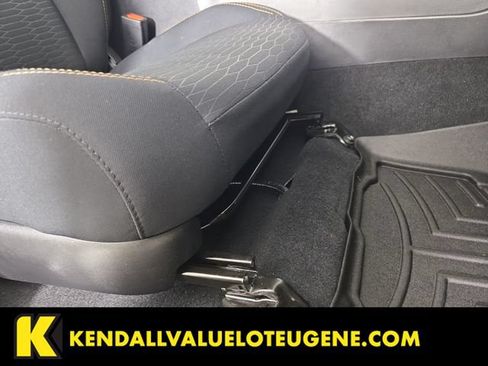 Used 2017 Toyota Tacoma SR5 w/ Tow Package AWD/4WD image 29