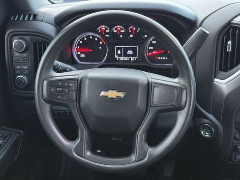 Used 2024 Chevrolet Silverado 2500 Custom w/ Custom Value Package image 25