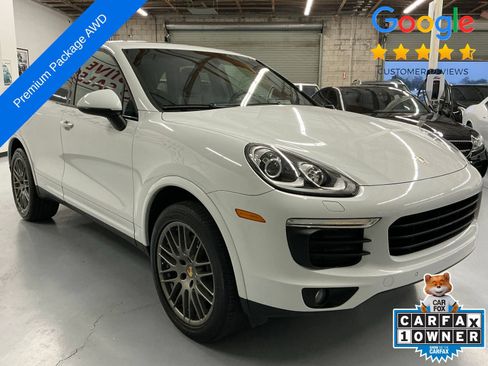 Used 2018 Porsche Cayenne AWD/4WD image 3