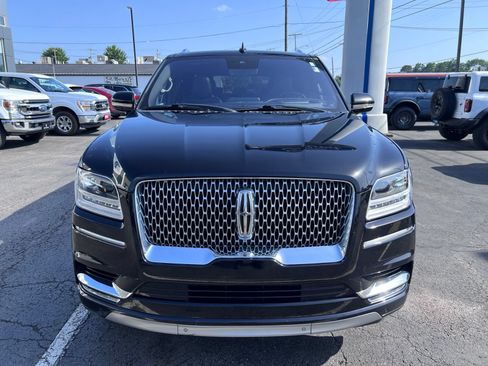 Used 2019 Lincoln Navigator L Reserve AWD/4WD image 10