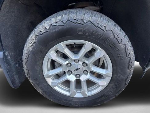 Used 2022 Chevrolet Silverado 1500 RST image 13