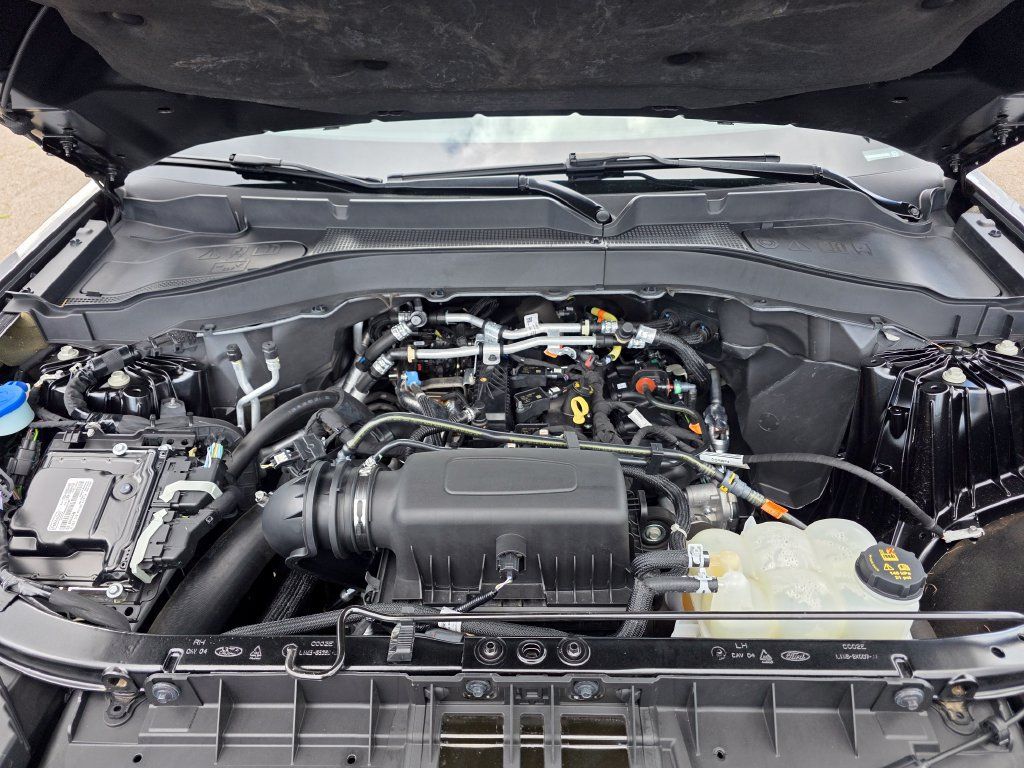 Used 2022 Ford Explorer 4WD image 28