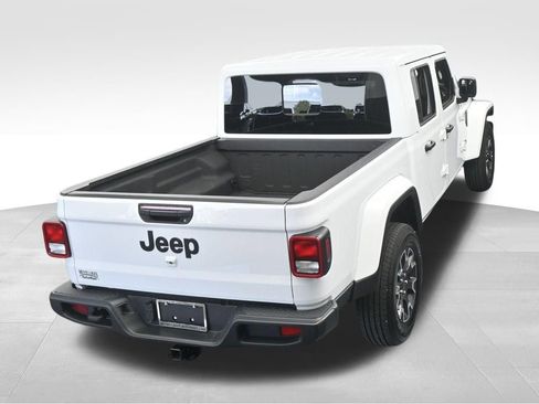 Used 2024 Jeep Gladiator Sport w/ Premium Package image 54