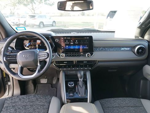 Used 2024 Chevrolet Colorado ZR2 w/ Safety Package image 20