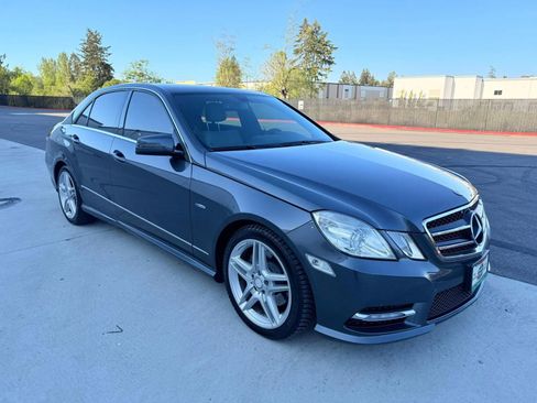 Used 2012 Mercedes-Benz E 350 4MATIC Sedan image 7