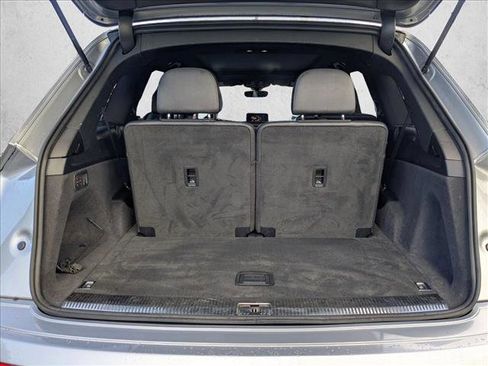 Used 2018 Audi Q7 3.0T Premium image 6