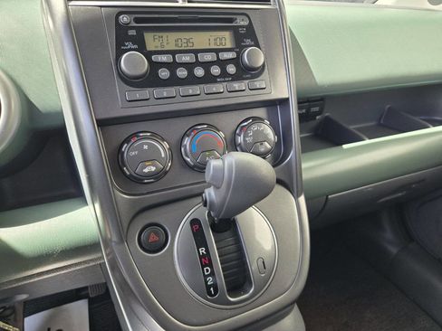 Used 2004 Honda Element EX image 12