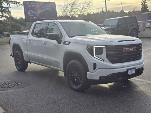 Used 2025 GMC Sierra 1500 Elevation AWD/4WD image 7