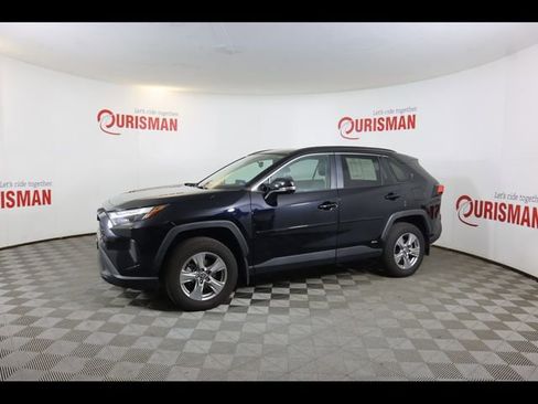 Used 2024 Toyota RAV4 XLE w/ Convenience Package image 6