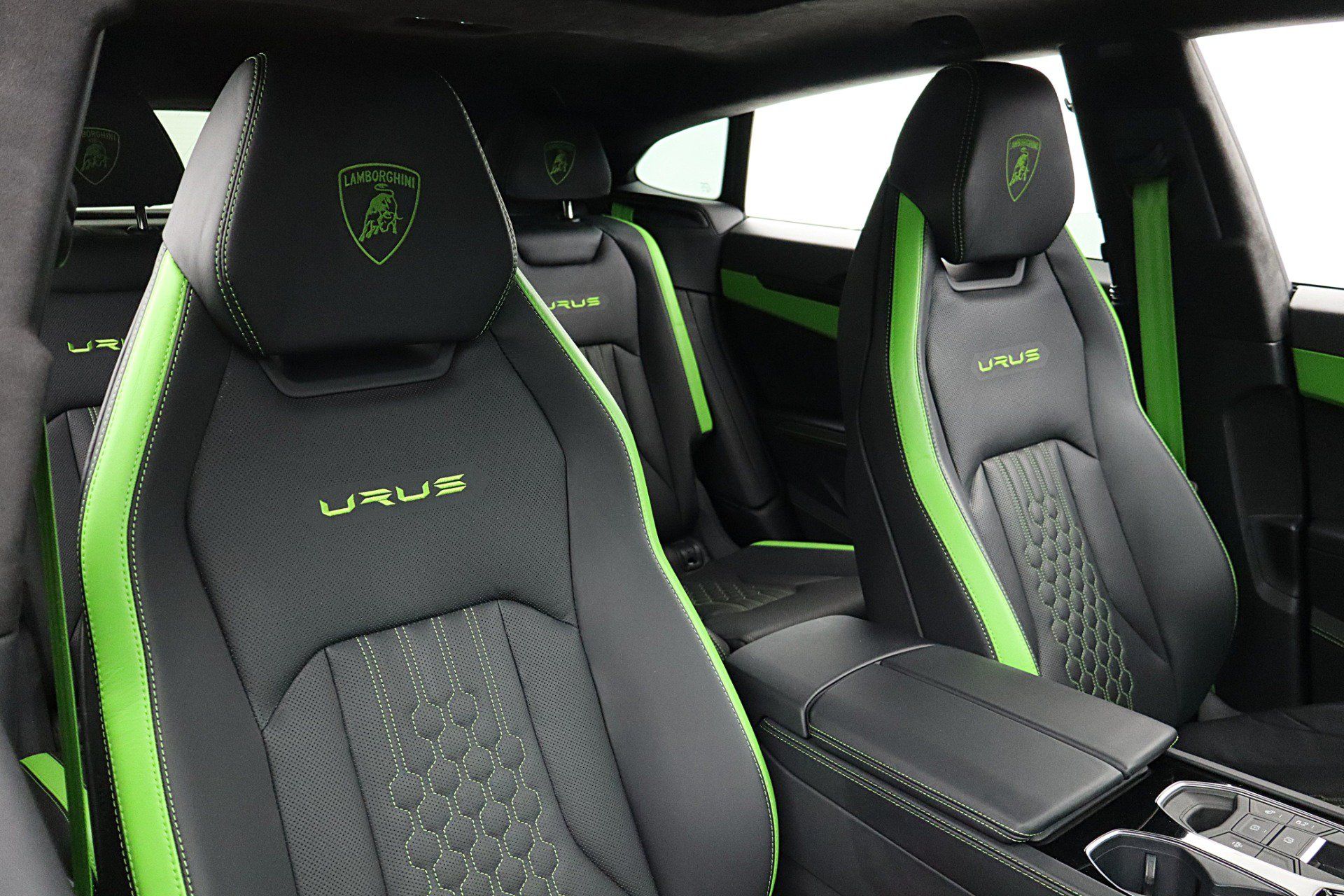 Used 2024 Lamborghini Urus S AWD/4WD image 41