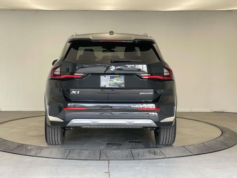New 2026 BMW X1 xDrive28i w/ Technology Package AWD/4WD image 4