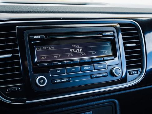 Used 2013 Volkswagen Beetle 2.5 50's Edition image 18