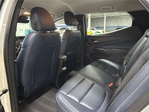 Used 2023 Chevrolet Bolt EUV Premier image 14