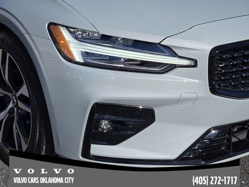 Certified 2025 Volvo S60 B5 Core w/ Protection Package Premier image 7