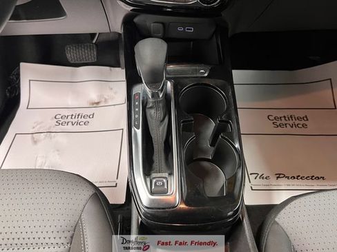 Used 2025 Chevrolet Trax LT w/ LT Convenience Package FWD image 45
