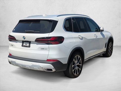 Used 2024 BMW X5 xDrive40i w/ Executive Package AWD/4WD image 5